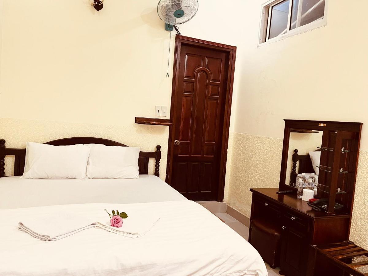 Hotel Khach San Xuan Quynh Dalat Exteriér fotografie